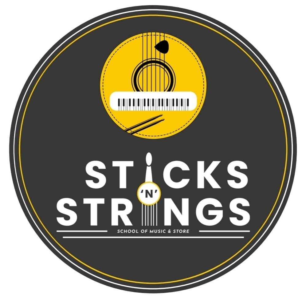 Logo sticks N strings